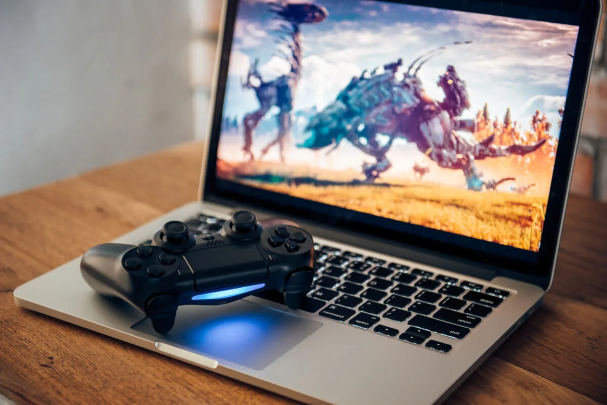 ひきこもりリスク高い人ほど選ぶゲーム、意外な傾向が判明